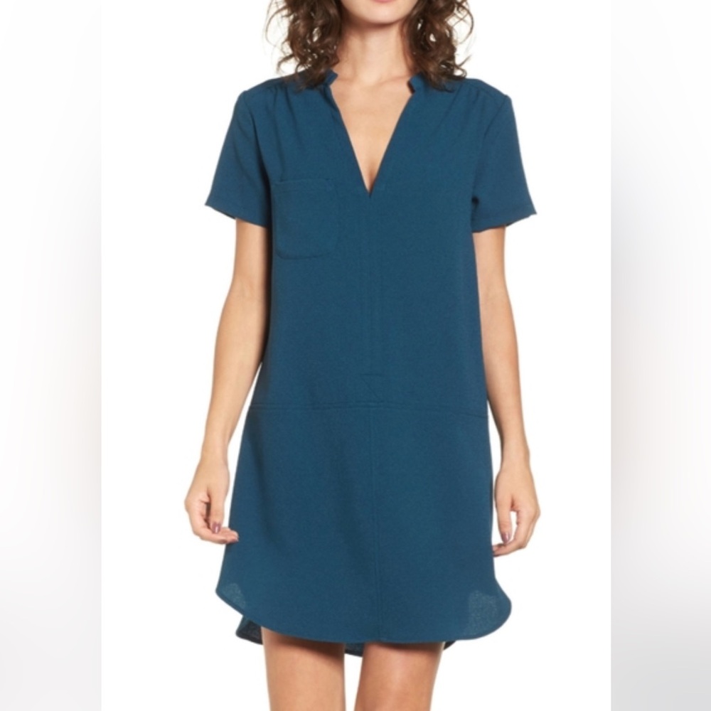 Short Sleeve Crepe Shift Dress in Teal